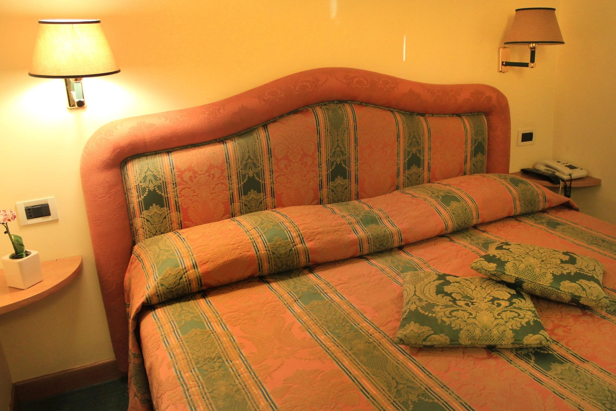 Hotel Villa Delle Rose Roma Esterno foto