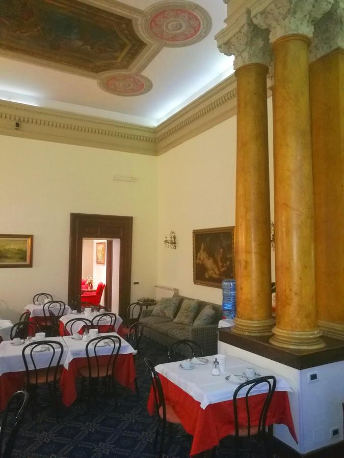 Hotel Villa Delle Rose Roma Esterno foto